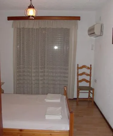 Argo Aparthotel 2*